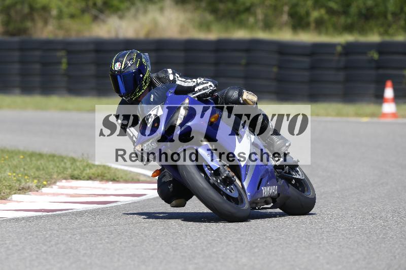 Archiv-2025/48 25.08.2025 Cornu Master School ADR/rot-rouge/87